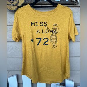 IOC by Icons Miss Aloha 72 Graphic Tee tshirt Hawaii Mustard Yellow Medium